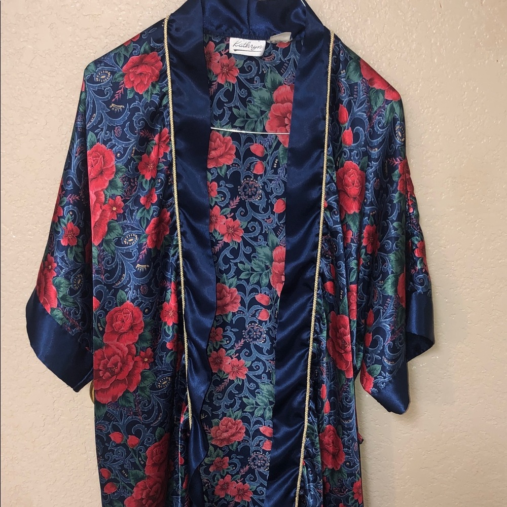 Elegant Women's Floral Satin Robe